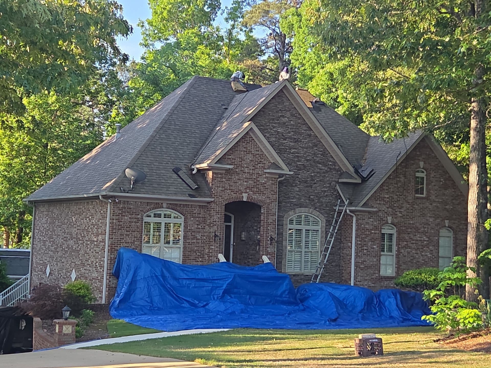 Gallery photos for Full roof replacement underway in the heart of timberlake: Image #2